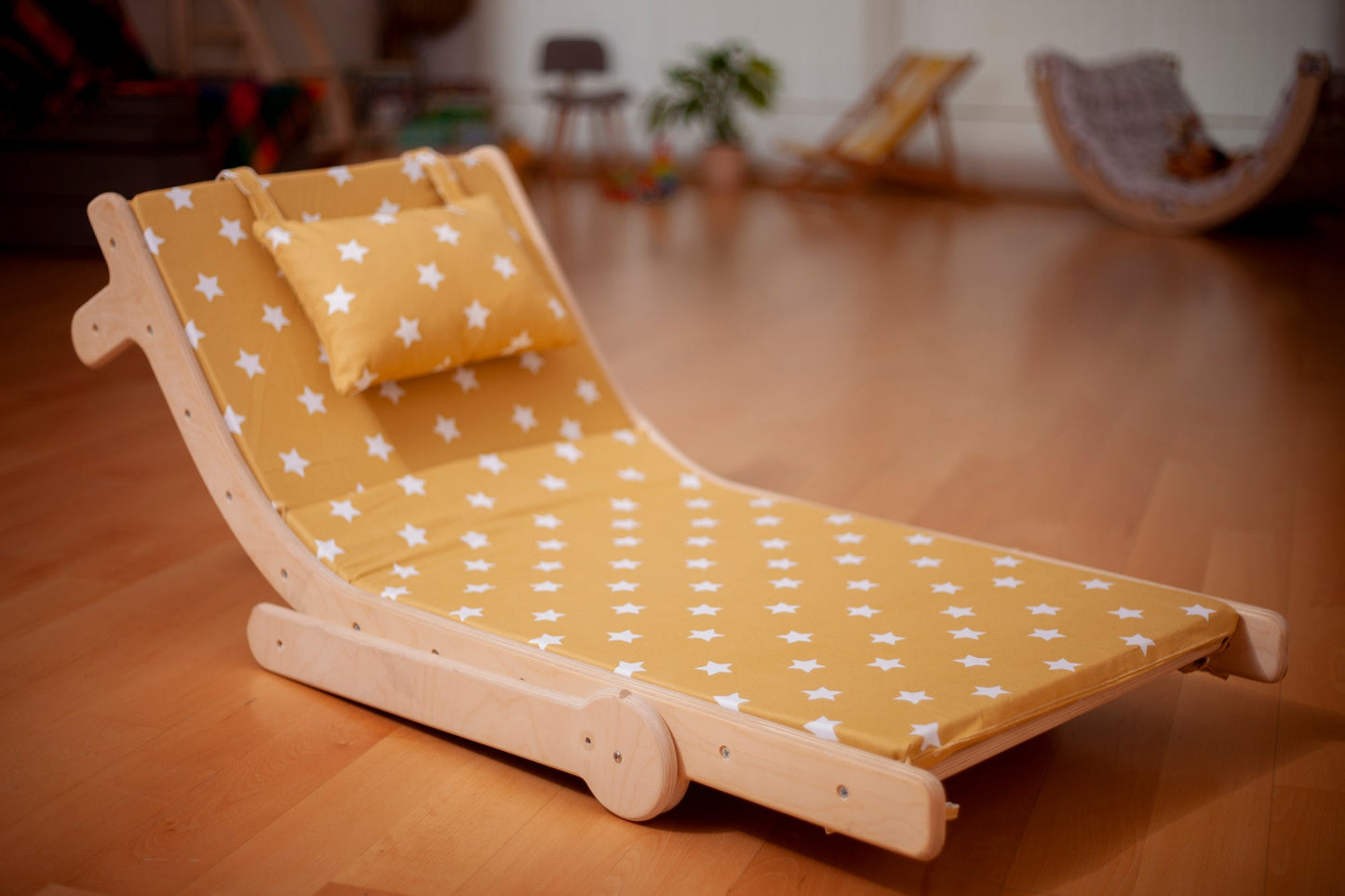 Artist’s Dream Lounger