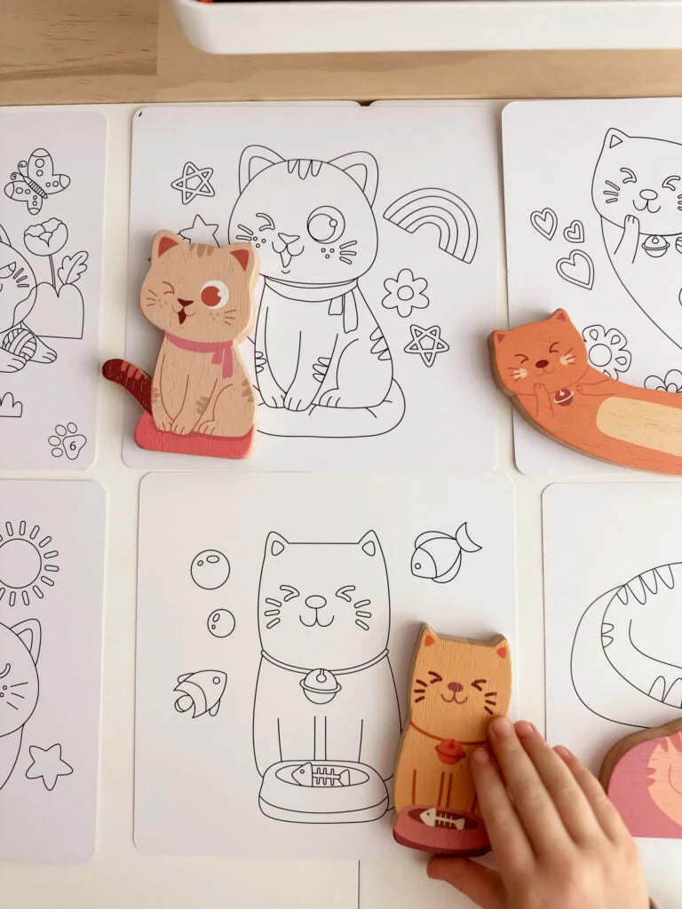 Artist’s Cat Figurines & Colouring Play Kit