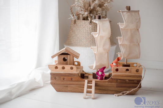 Explorer's Pirate Ship