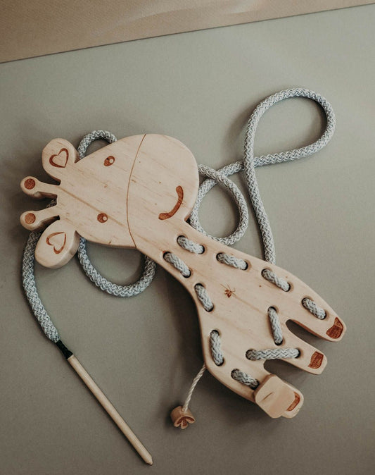 Naturalist's Giraffe Lacing Toy